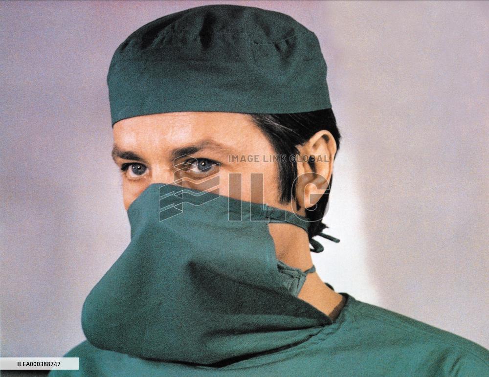 The Medic; Le Toubib (1979)