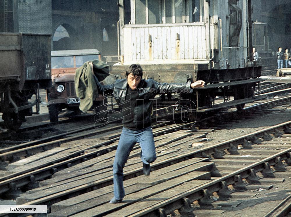Sitting Target (1972)