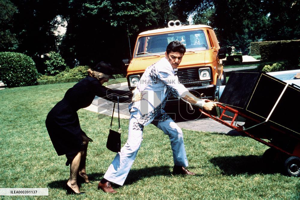 Scavenger Hunt (1979)