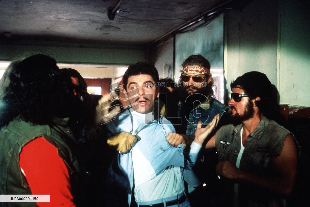 Scavenger Hunt (1979)