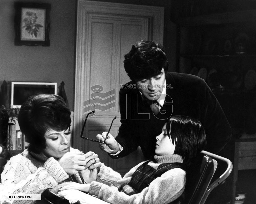 A Day In The Death Of Joe Egg (1972)