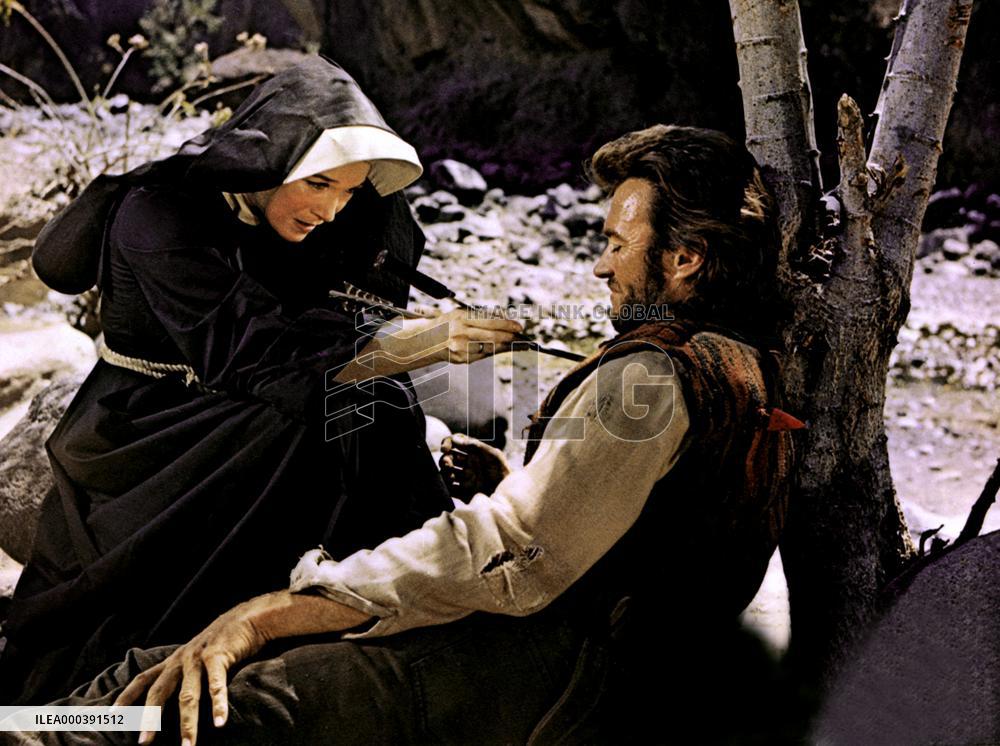 Two Mules For Sister Sara (1970)