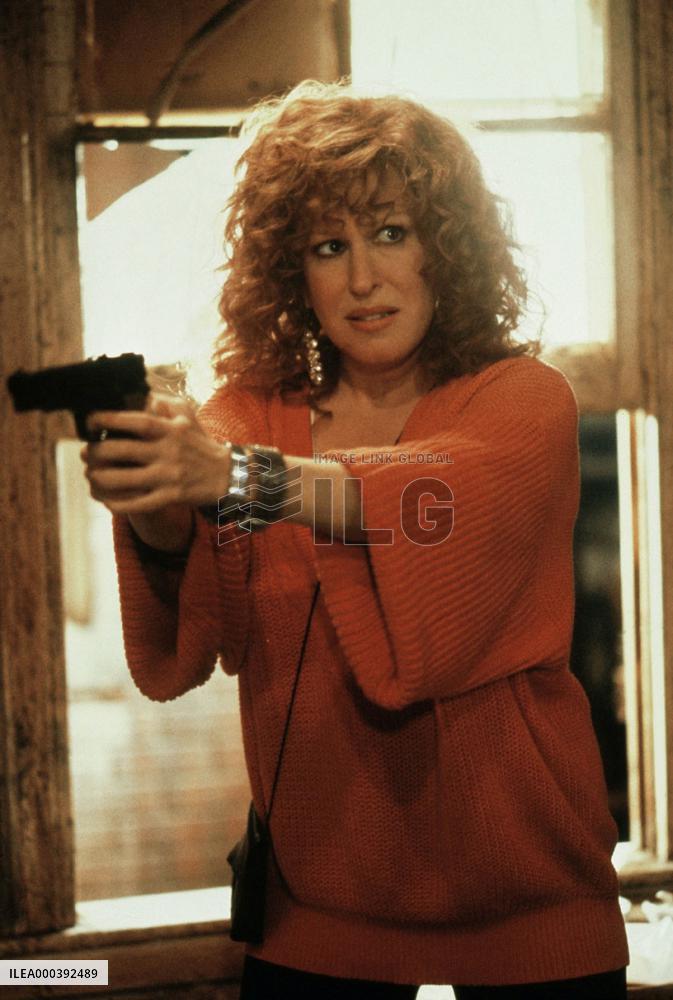 Outrageous Fortune (1987)