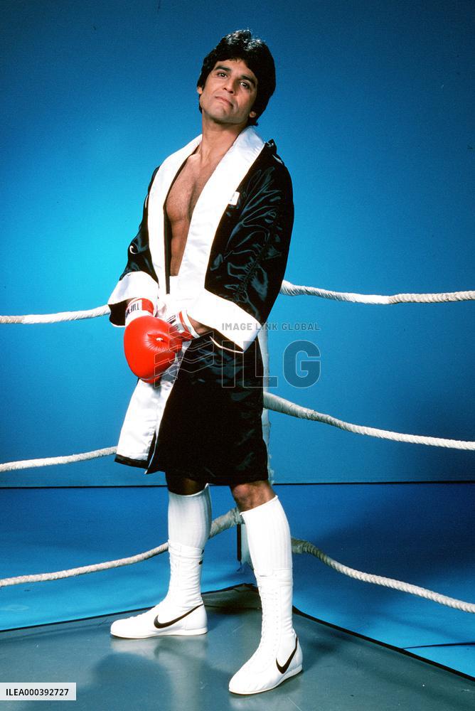 Honeyboy; Honey Boy (1982)