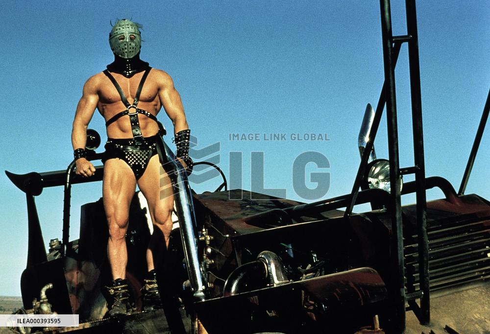 Mad Max 2: The Road Warrior (1981)
