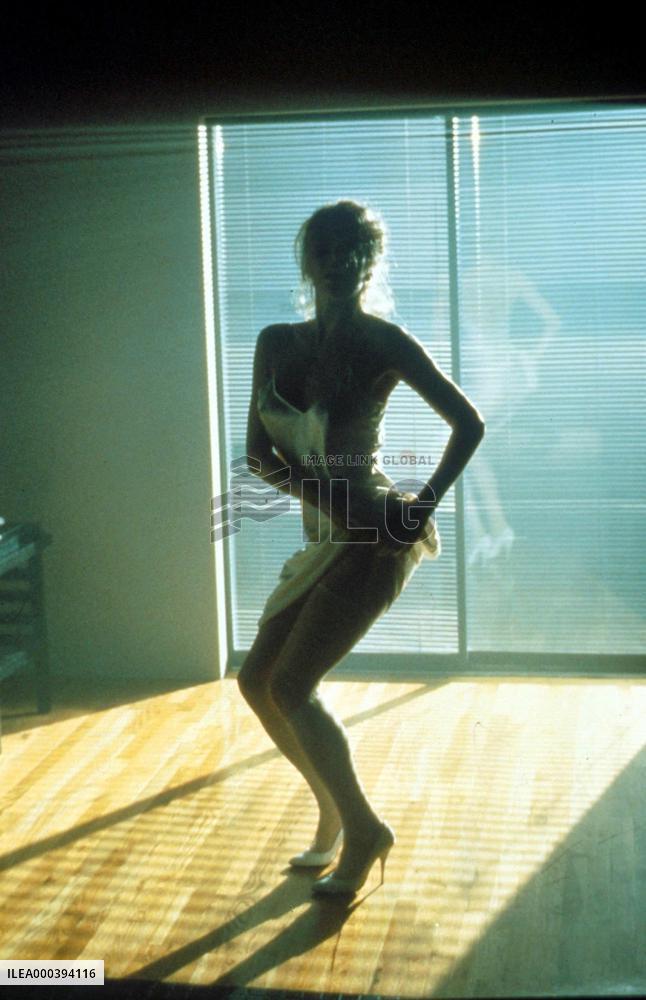 Nine 1/2 Weeks (1986)