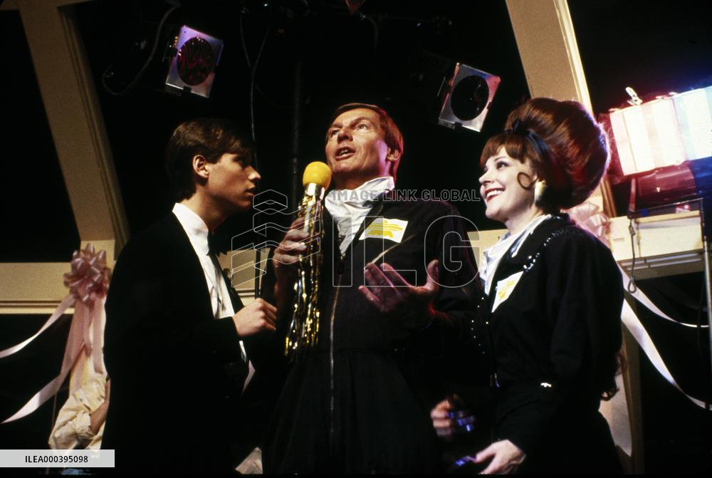 Doin' Time On Planet Earth (1988)