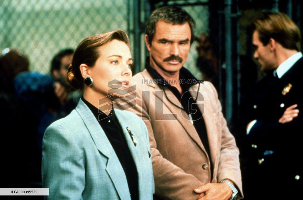 Physical Evidence (1989)