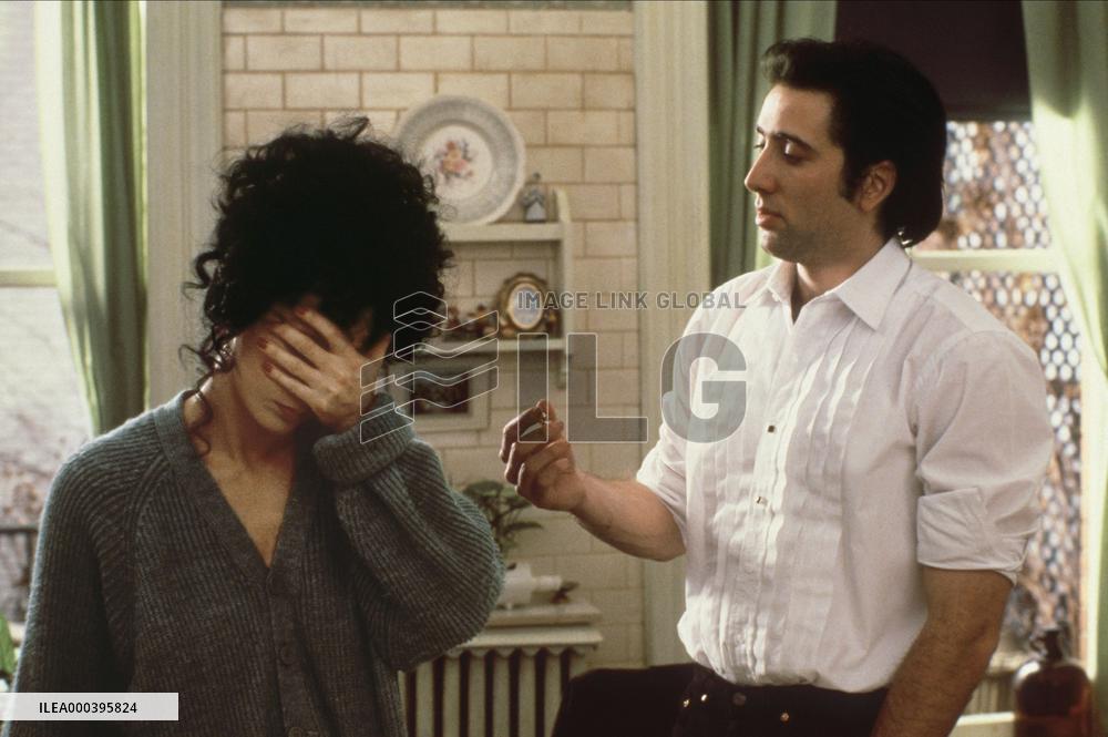 Moonstruck (1987)