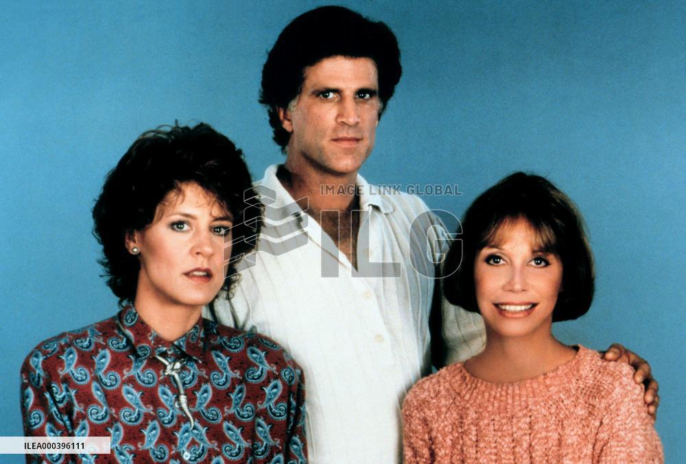 Just Between Friends (1986)