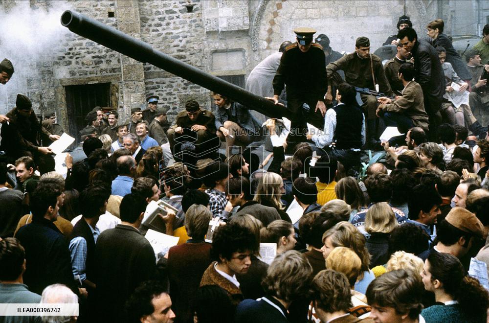 Unbearable Lightness Of Being (1988)