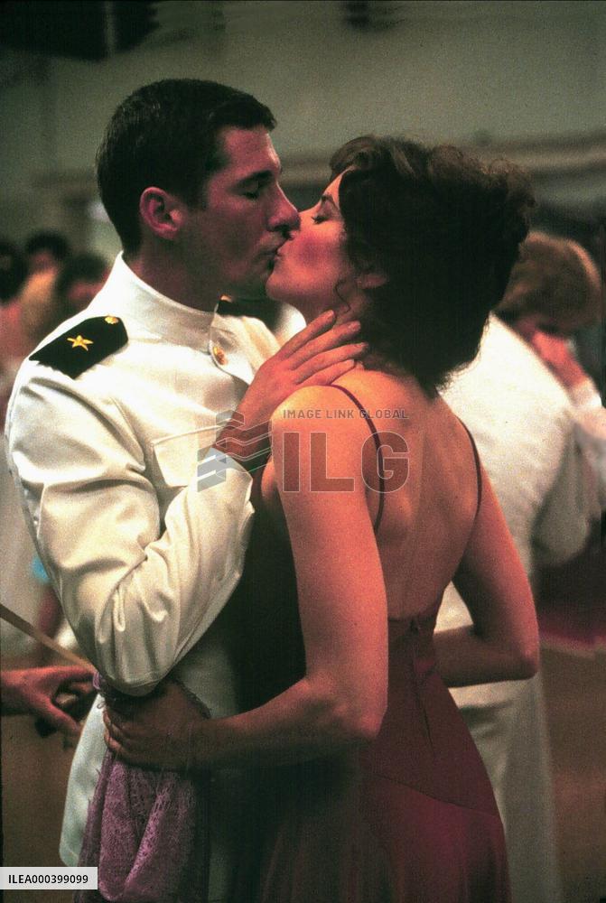 An Officer And A Gentleman (1982)