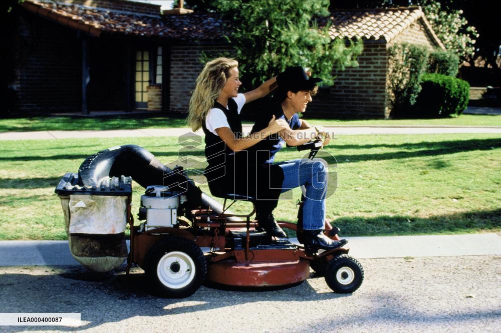 Can'T Buy Me Love (1987)