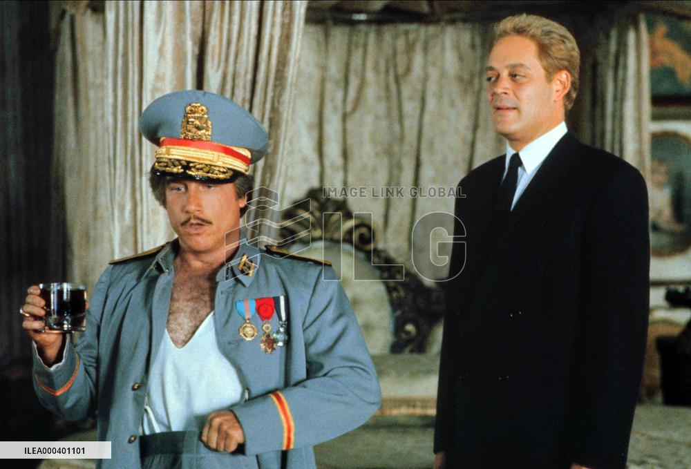 Moon Over Parador (1988)