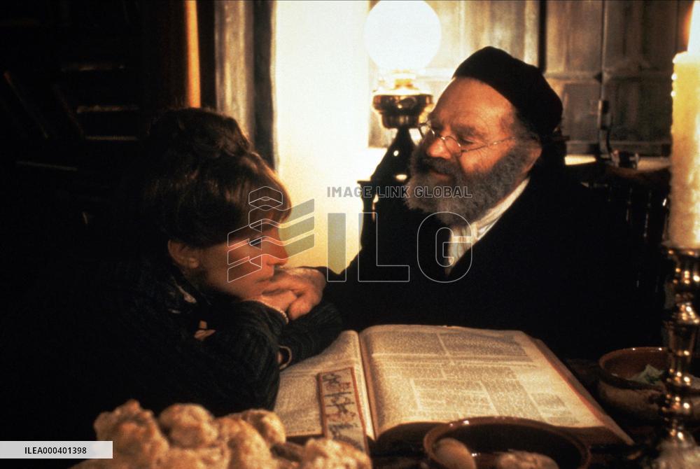 Yentl (1983)
