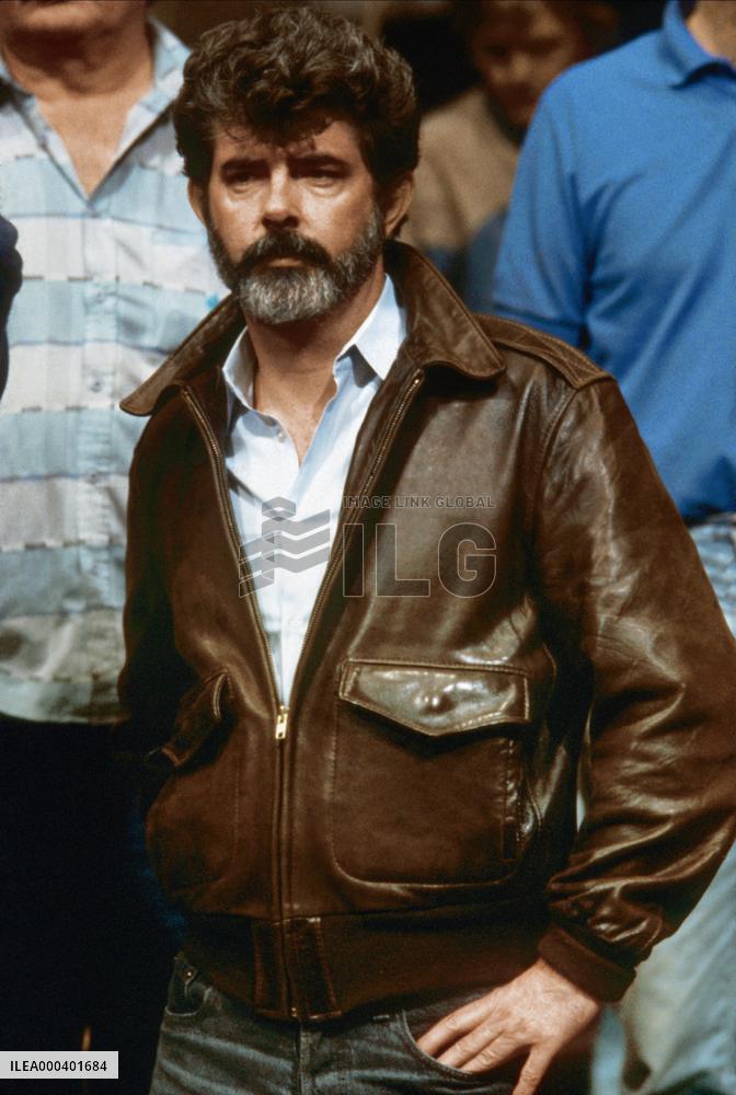 Indiana Jones And The Last Cru (1989)