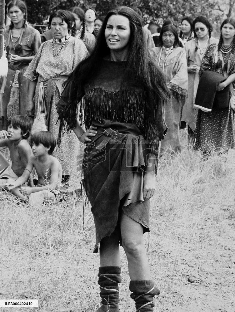 The Legend Of Walks Far Woman (1982)