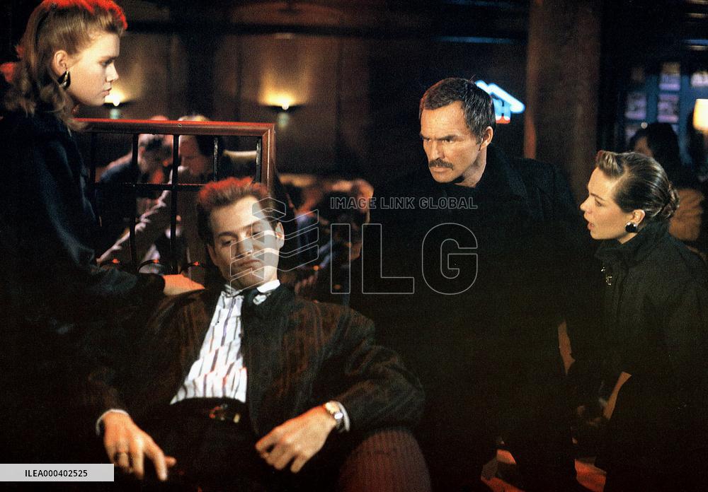 Physical Evidence (1989)