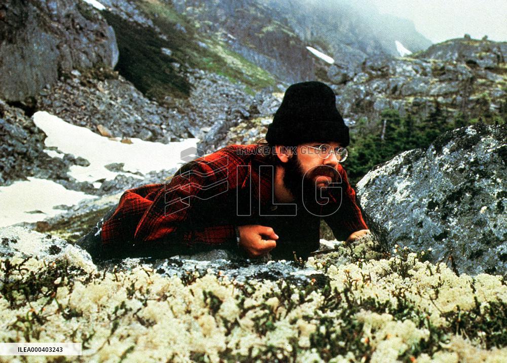 Never Cry Wolf (1983)