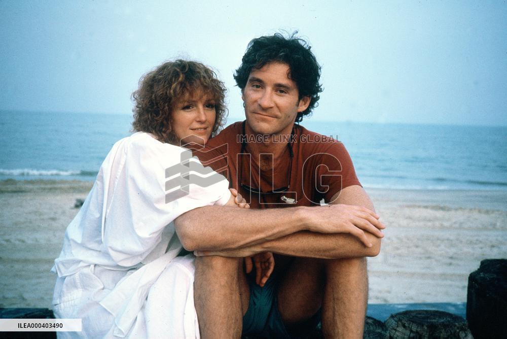 Violets Are Blue (1986)