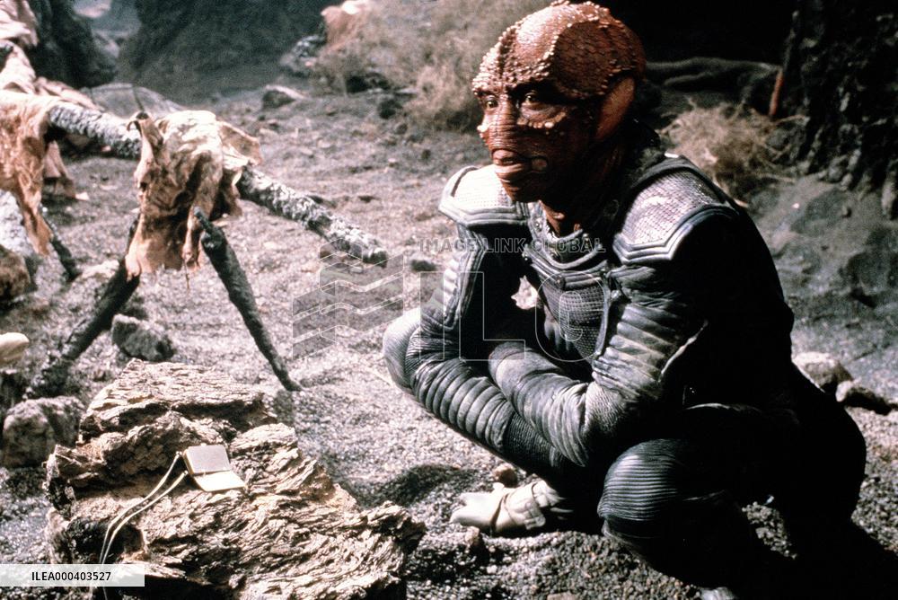 Enemy Mine (1985)