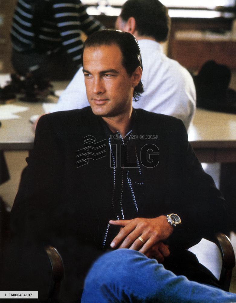 Above The Law (1988)