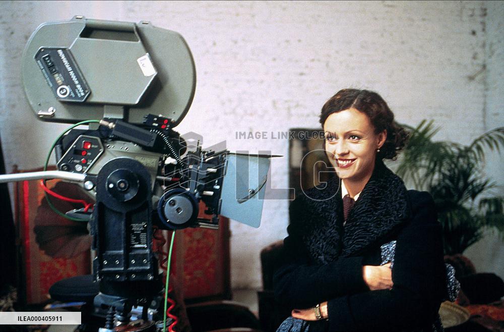 Aimee & Jaguar (1999)