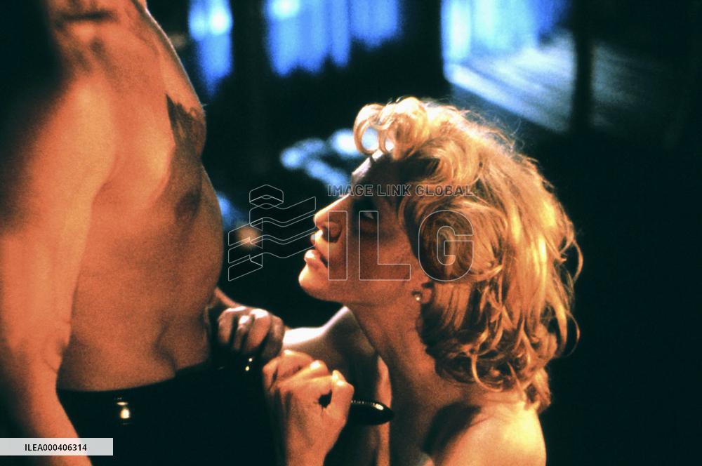 Body Of Evidence (1993)