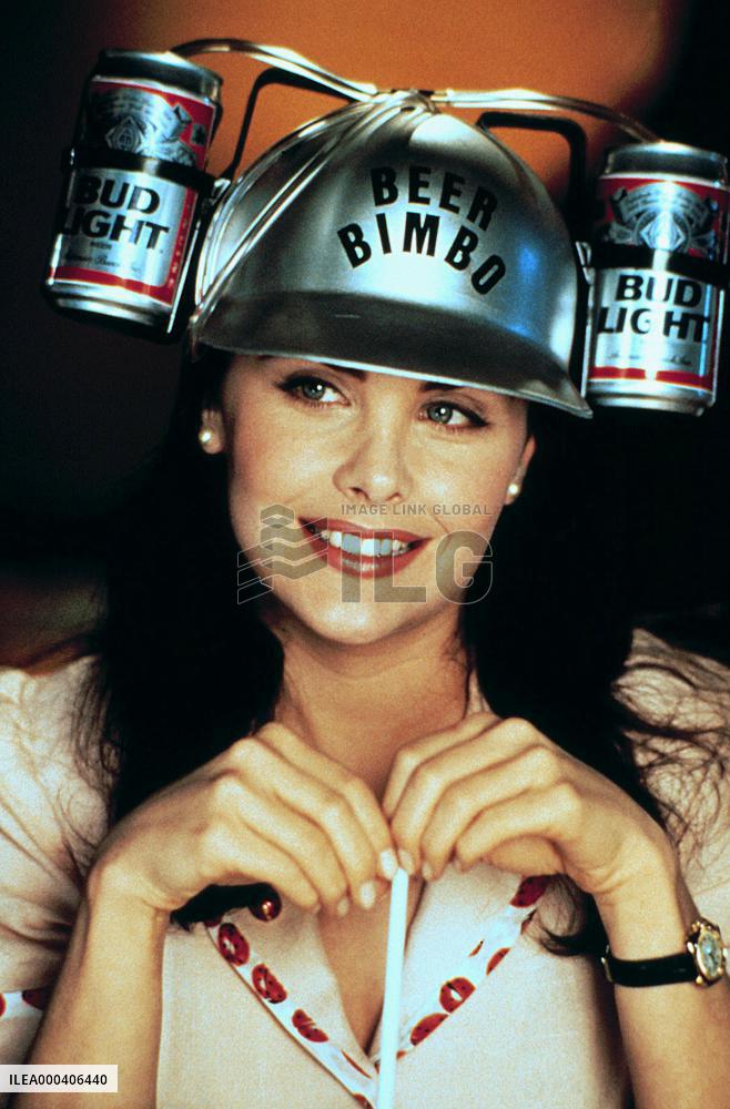 Fatal Instinct (1993)