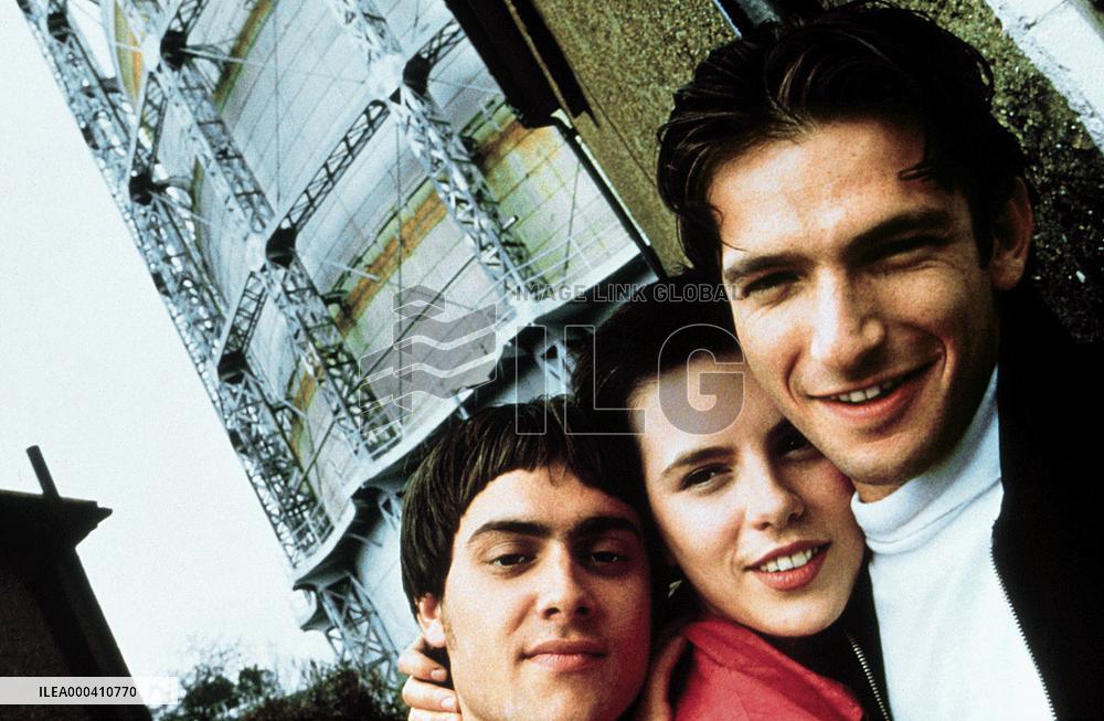 Shooting Fish (1997)