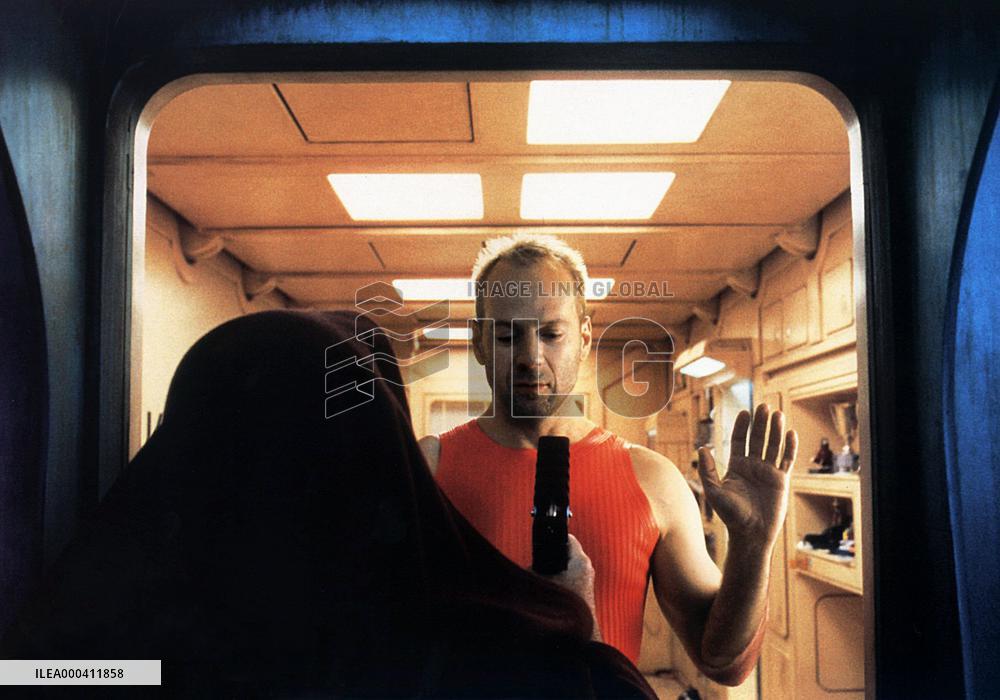 The Fifth Element (1997)