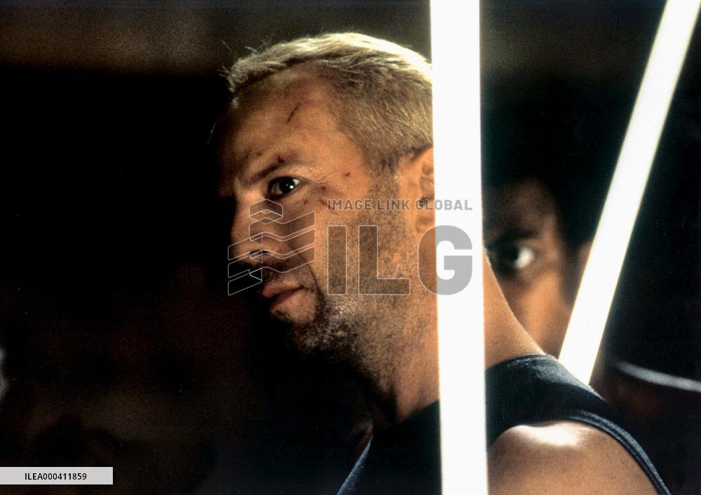 The Fifth Element (1997)