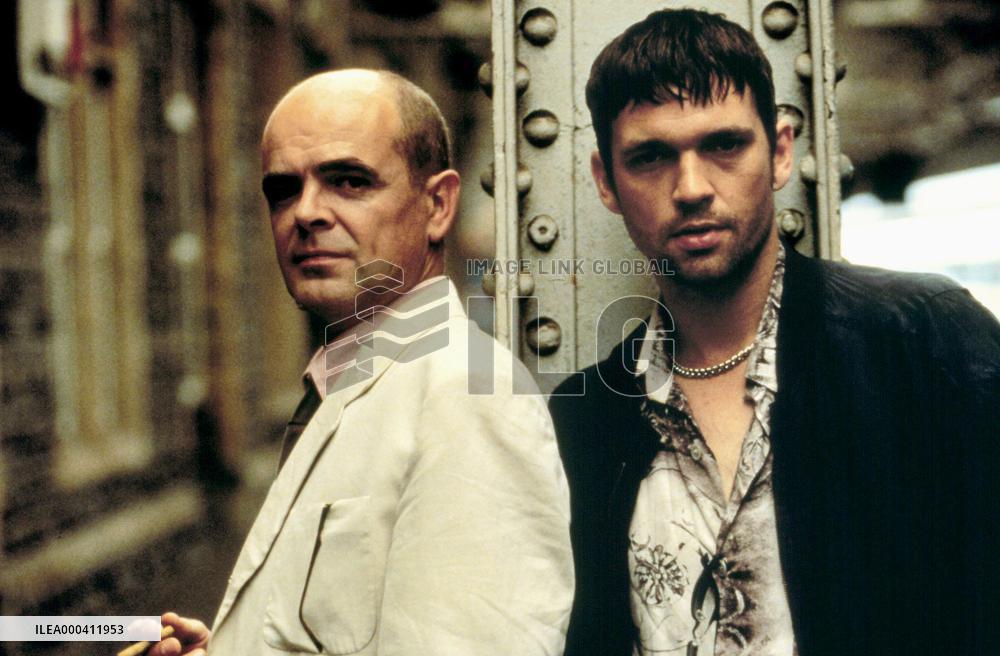 Twin Town (1997)
