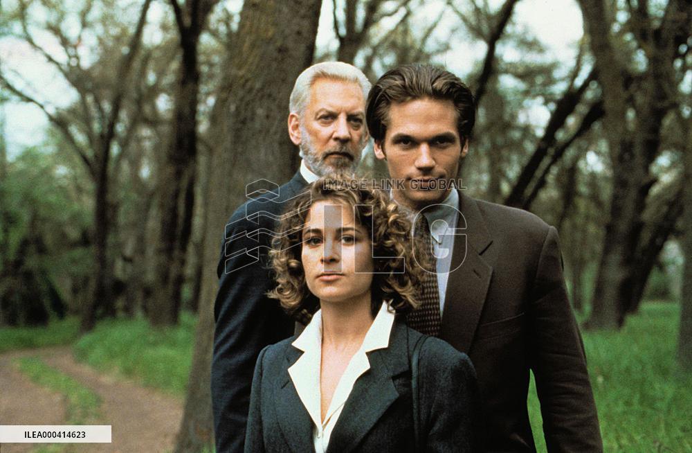 The Puppet Masters (1994)