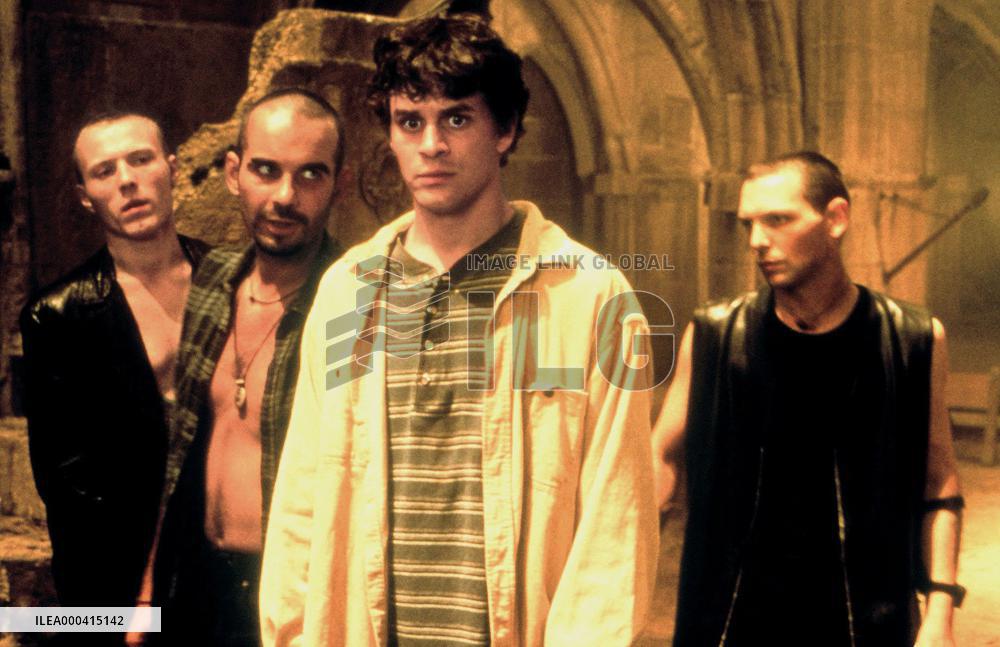 An American Werewolf In Paris (1997)