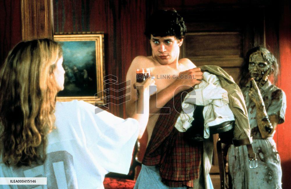 An American Werewolf In Paris (1997)