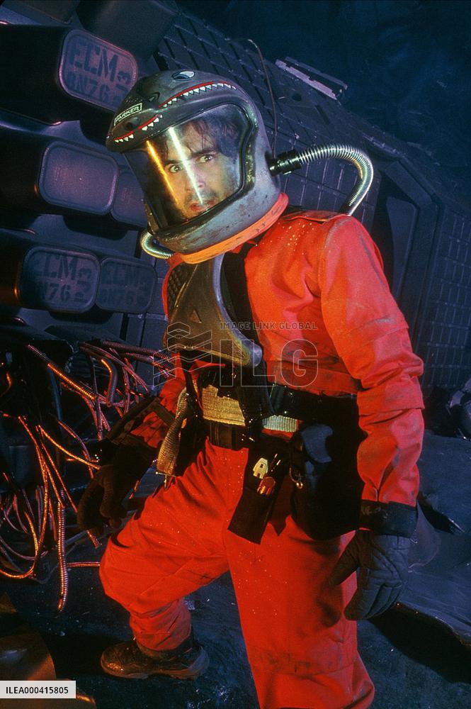 The Outer Limits, Tempests (1997)