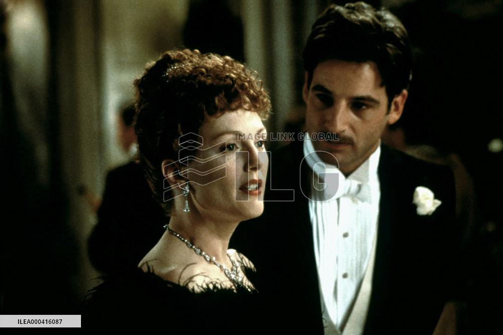 An Ideal Husband (1999)