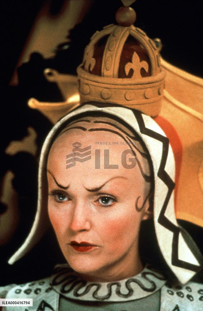 Alice In Wonderland (1999)