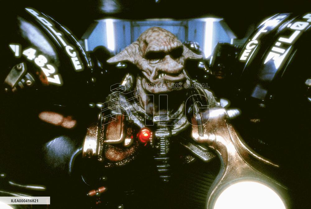 The Fifth Element (1997)