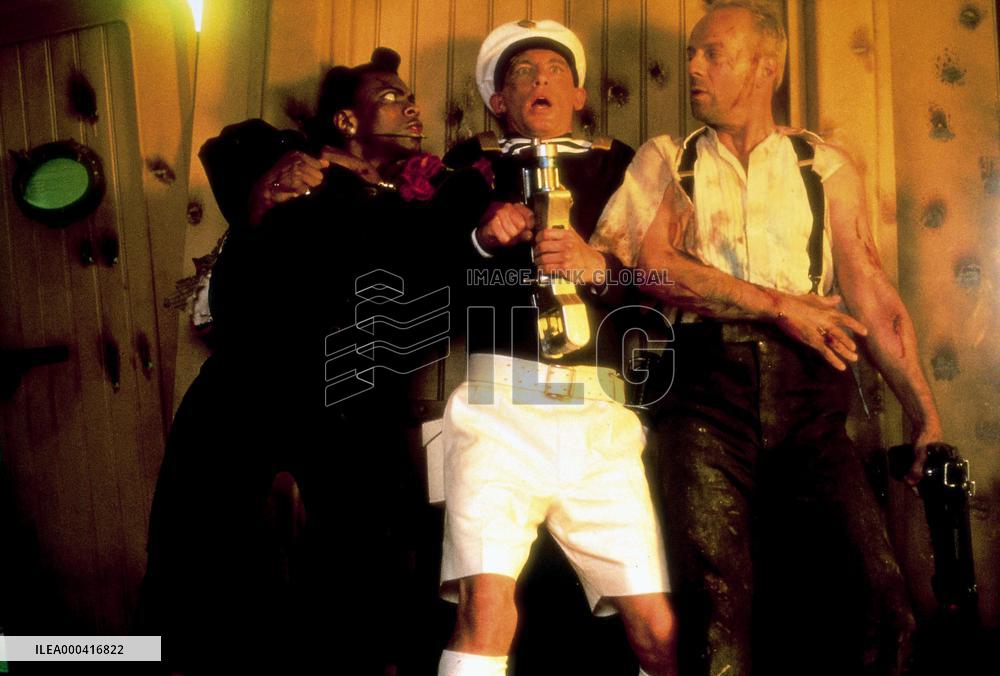 The Fifth Element (1997)