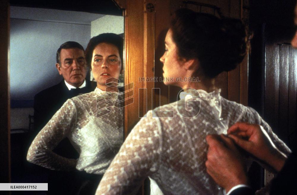 The Browning Version (1994)