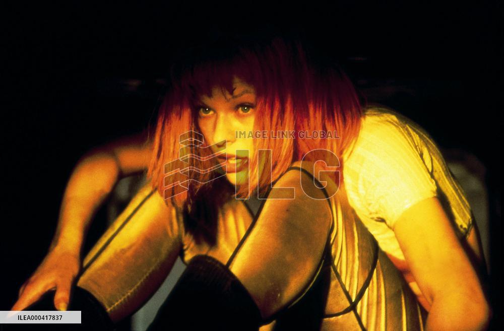 The Fifth Element (1997)