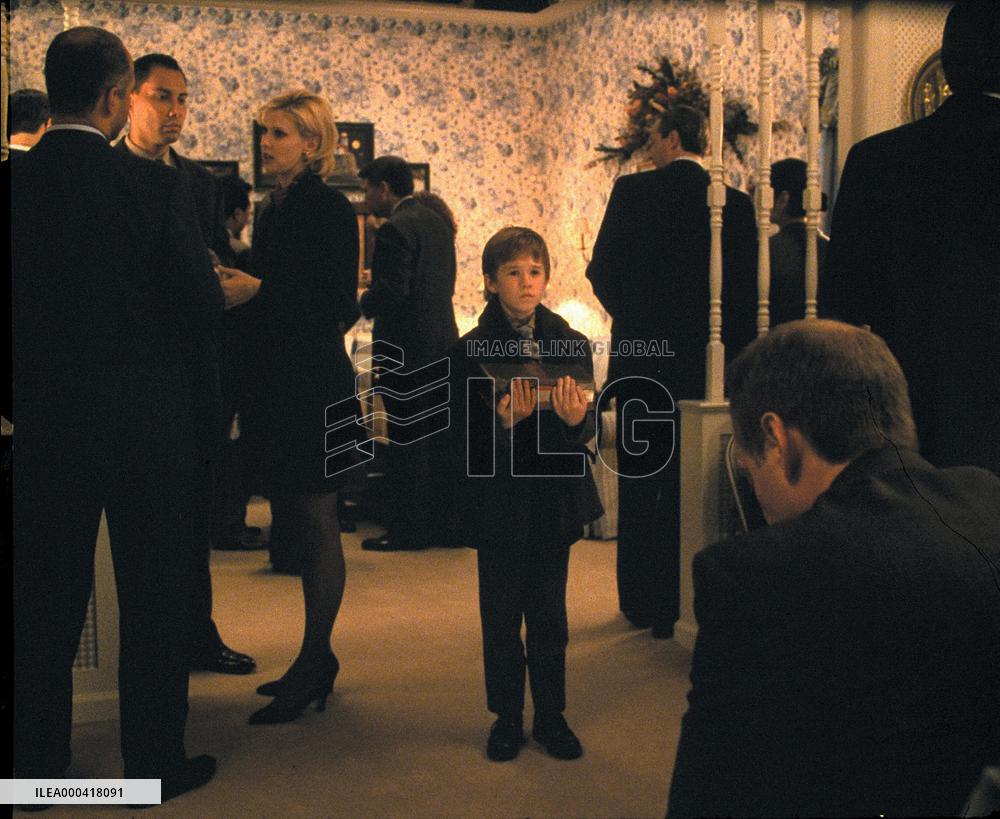 The Sixth Sense (1999)