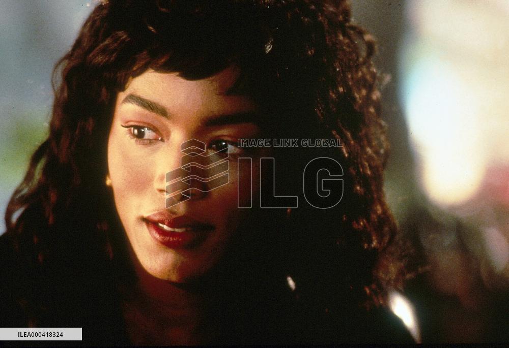 Vampire In Brooklyn (1995)