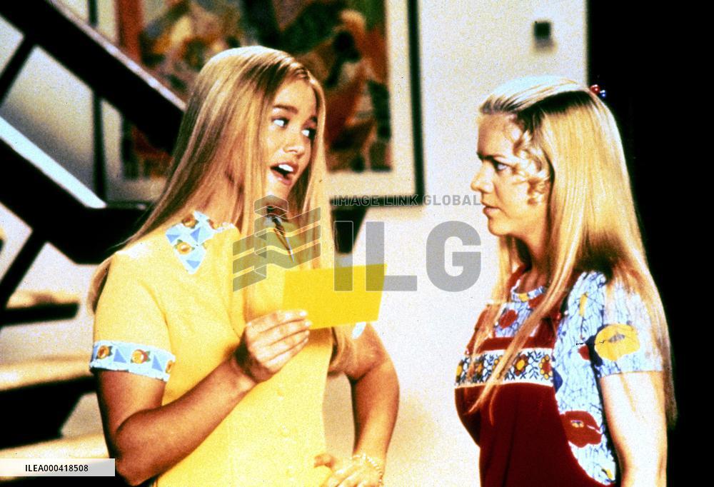 A Very Brady Sequel (1996)