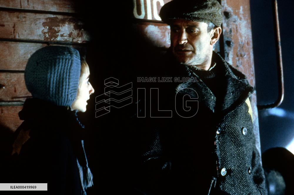 Jakob The Liar (1999)