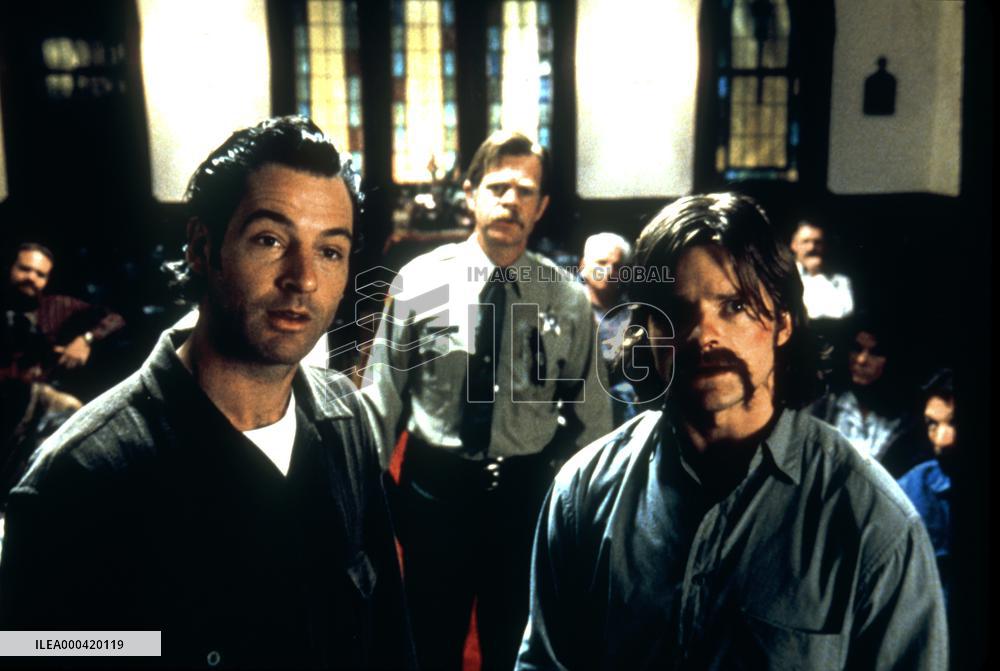 Happy, Texas (1999)