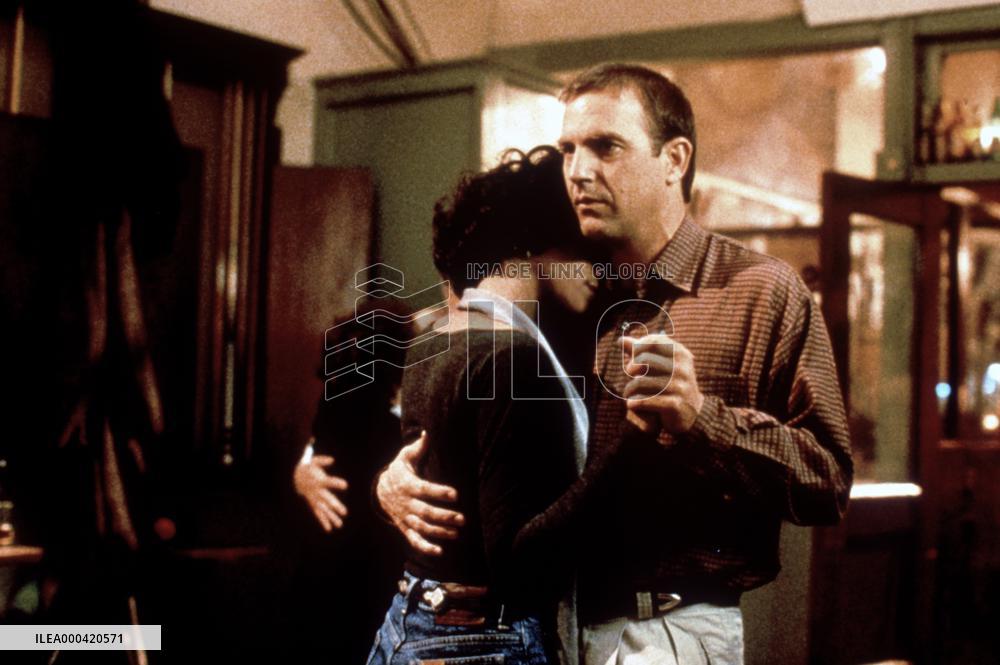 The Bodyguard (1992)