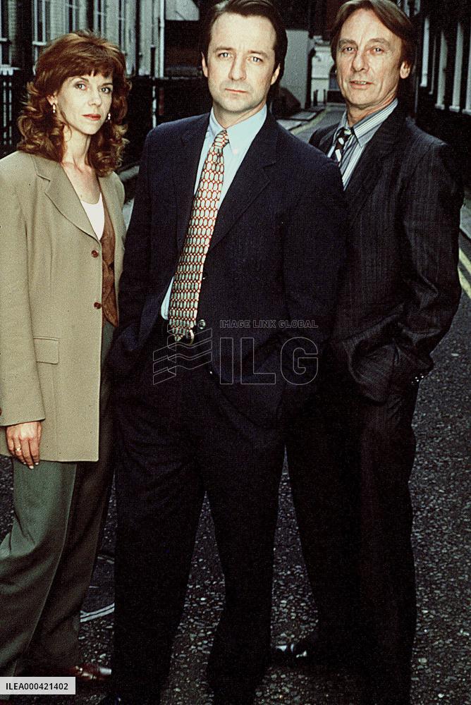 Between The Lines (1992)